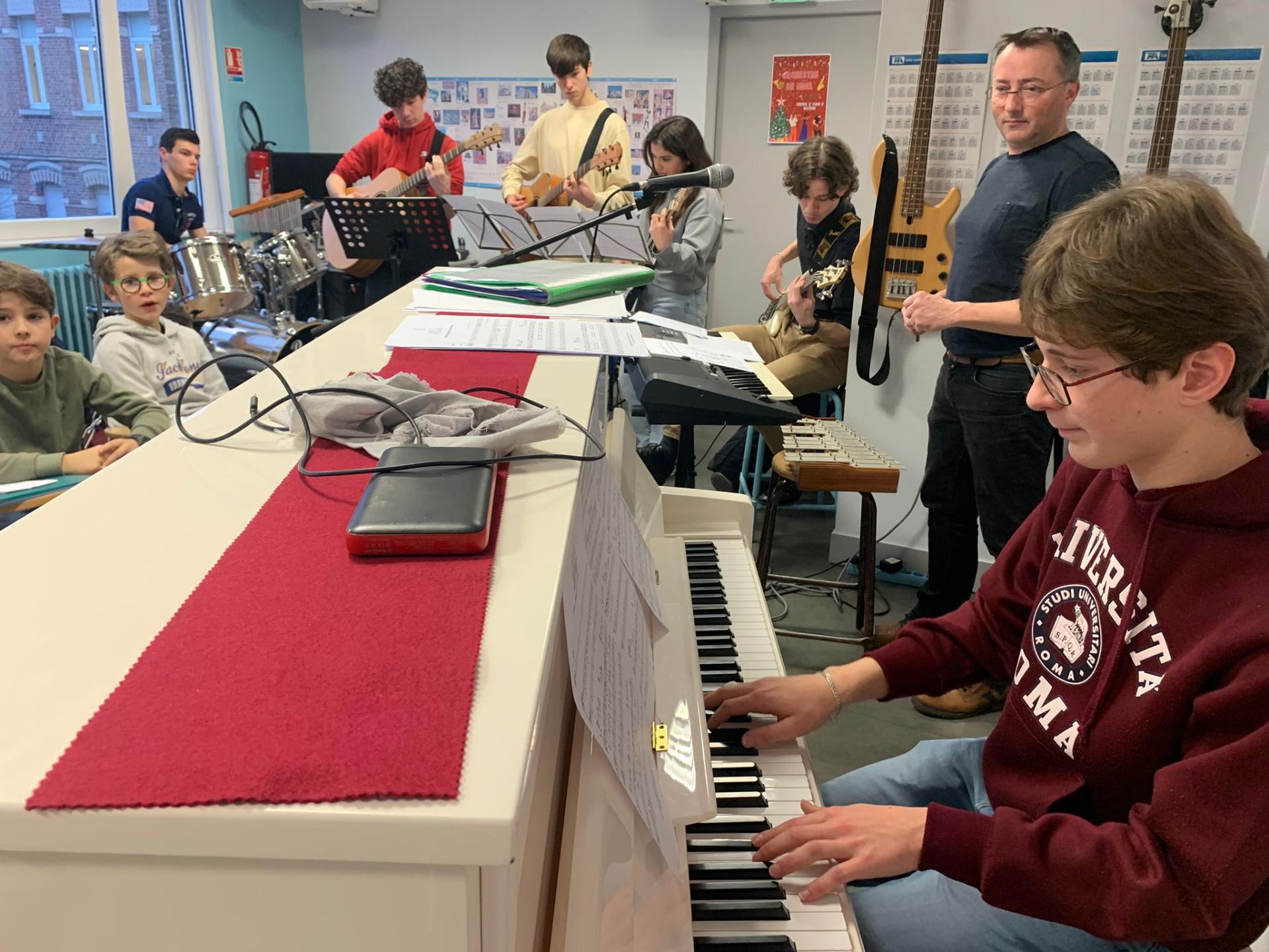 3adfe658 f250 4d34 a343 a22f00eeef9b